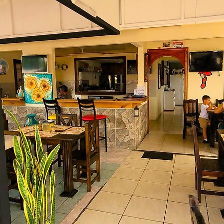 Tico Bed & Breakfast La Fortuna Esterno foto