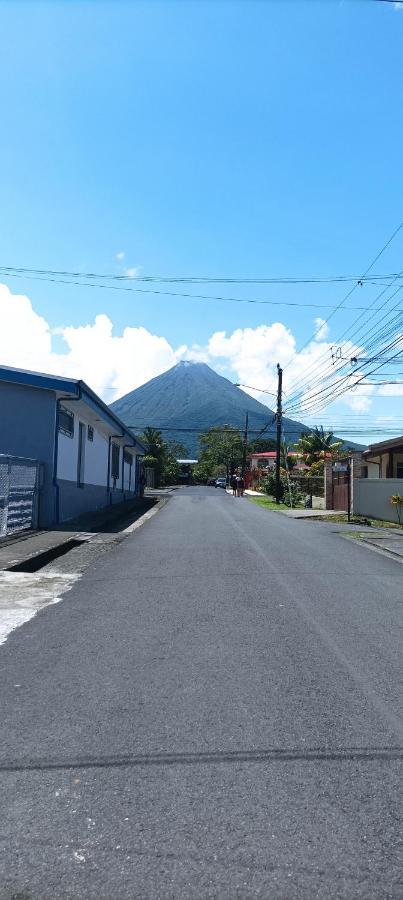 Tico Bed & Breakfast La Fortuna Esterno foto