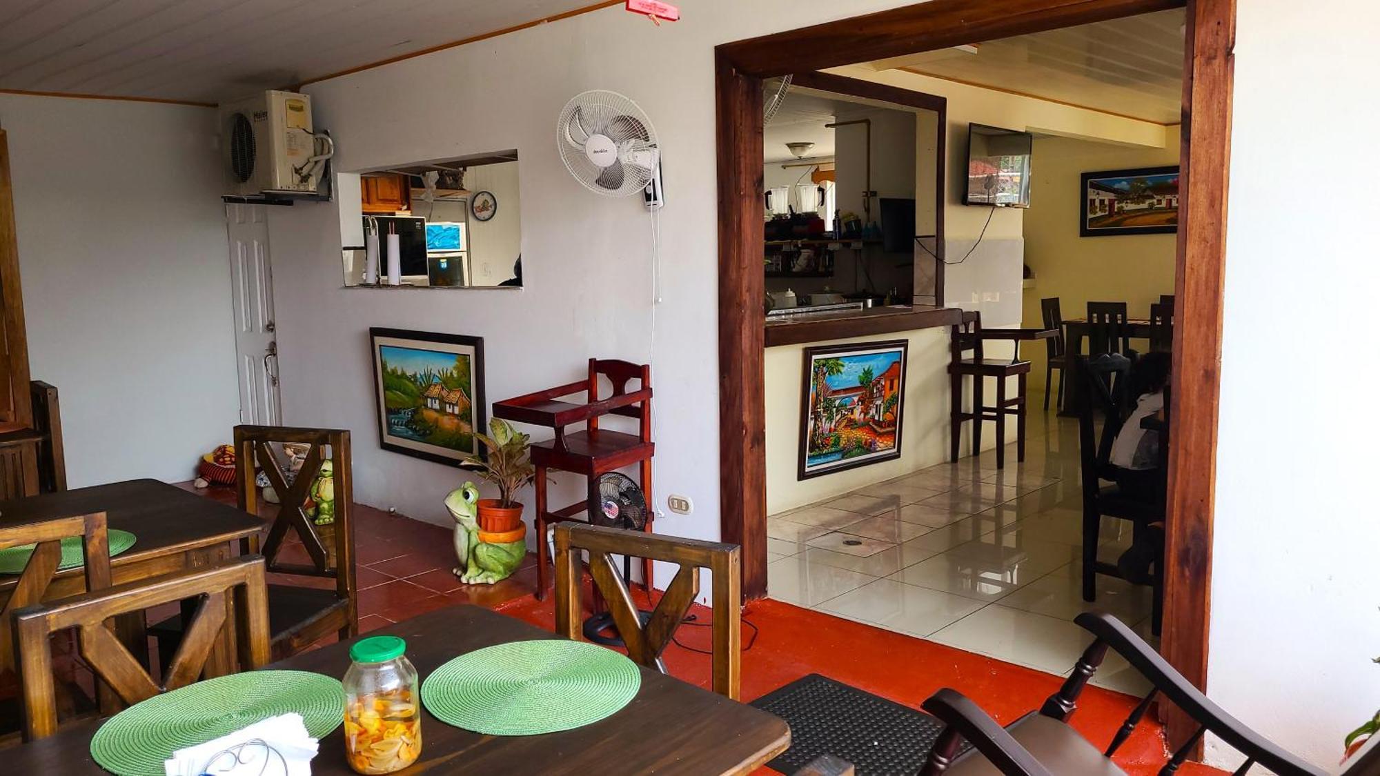 Tico Bed & Breakfast La Fortuna Esterno foto