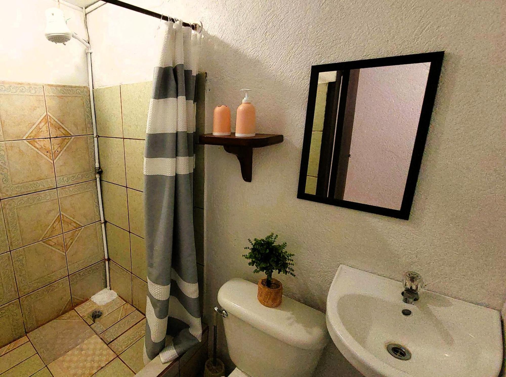 Tico Bed & Breakfast La Fortuna Esterno foto