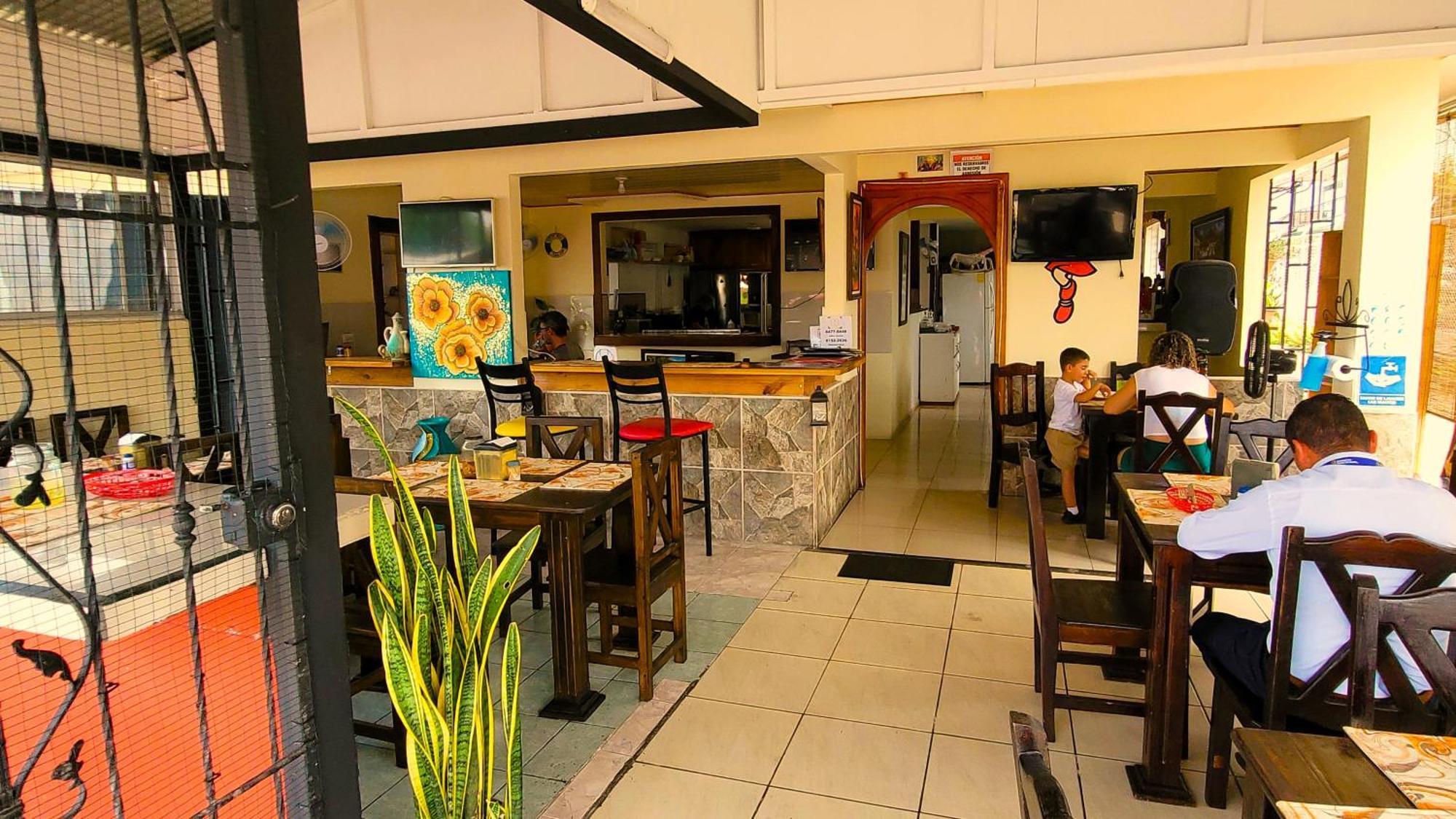 Tico Bed & Breakfast La Fortuna Esterno foto
